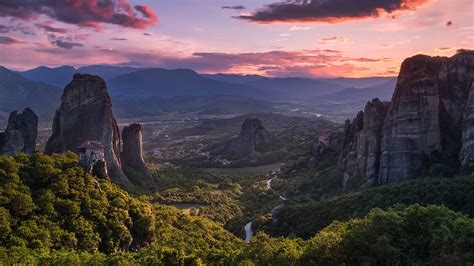 meteora greece image abyss