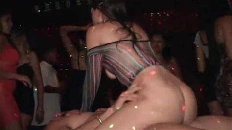 vip hoe humping large penis like a crazy nympho at wild