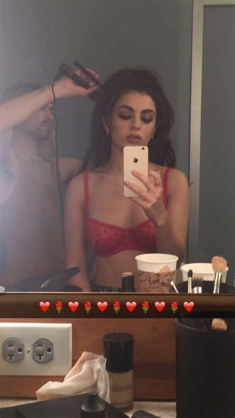 charli xcx sexy 3 hot photos thefappening