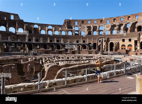 kolosseum innenraum  der stadt rom  italien alten flavian