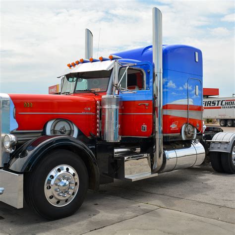 custom peterbilt  falls truck show  trucks big rig trucks