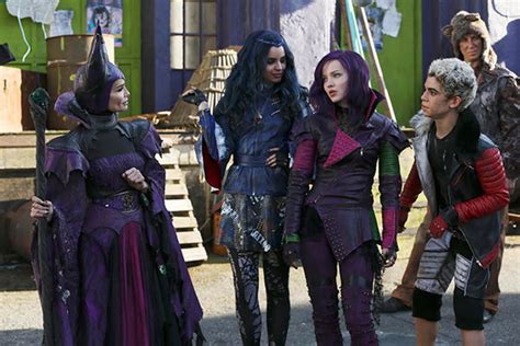 [pics] ‘descendants’ Behind The Scenes Pics And Facts Before The