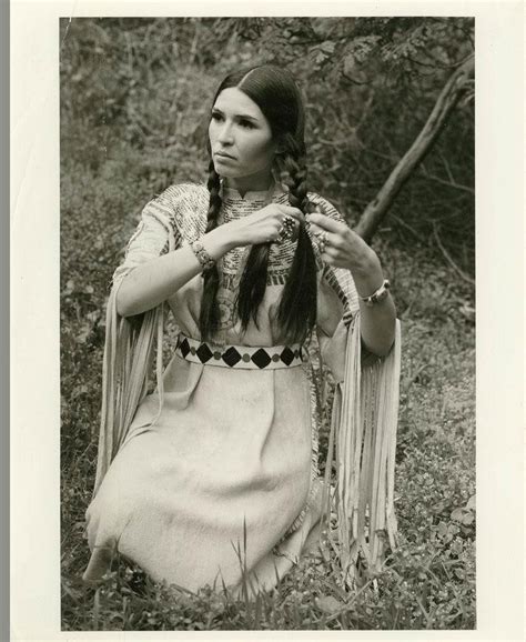 Beautiful Native American Women Apache Blackfeet Cherokee Cheyenne