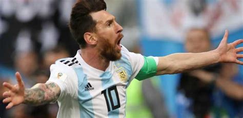 pemain argentina mengaku  berkelahi  lionel messi kangbola