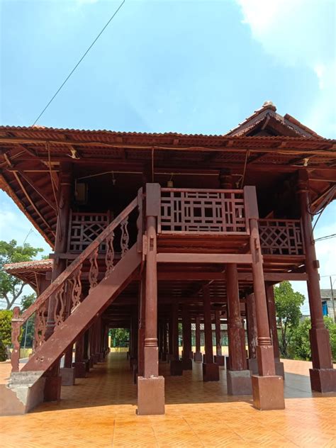 rumah adat sulawesi selatan penjelasan nama gambar