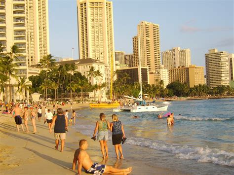 all hawaii news waikiki hotels fight tax hike democrats shut out ige