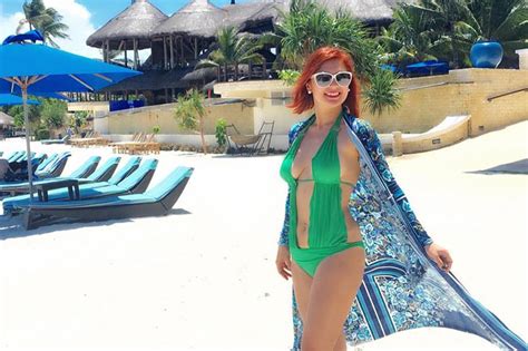 Look Vina Morales 41 Confidently Wears Bikini In Bohol