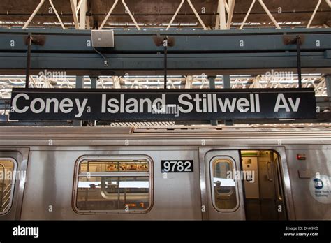 stillwell avenue station  res stock photography  images alamy