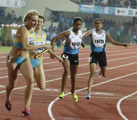 women relay race allaboutleancom