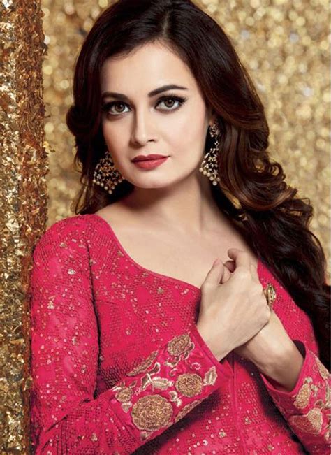 dia mirza hot photos and bikini pictures download my star zone