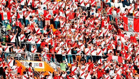 mundial rusia 2018 la hinchada de la selección peruana es