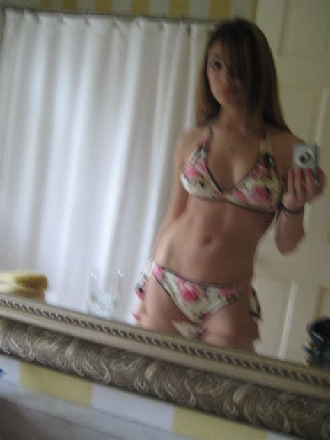 Not A Bad Collection Of Girls’ Amateur Pix 19 Photos