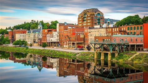 charming cities  maine worldatlas