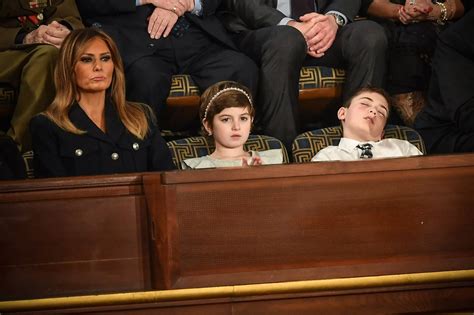 nino invitado por trump se duerme durante su discurso  se vuelve heroe en twitter el diario ny