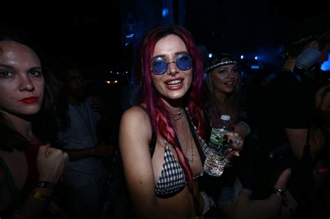 Bella Thorne At Billboard Hot 100 Fest 2017 Jones Beach Ny 08 19 2017