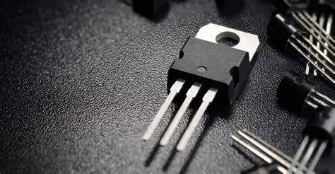 types  transistors techonlineblog