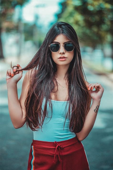 Girl With Sunglasses Pictures Download Free Images On Unsplash