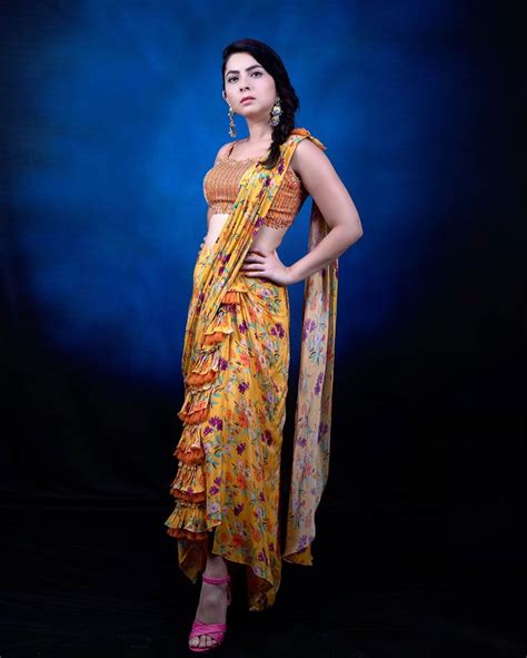 Sonalee Kulkarni Marathi Actress 37 Dreampirates