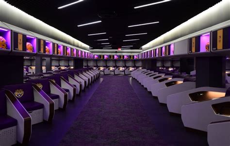 lsus  football locker rooms  incredible