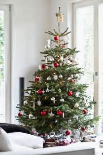 tips  decorating  christmas tree popsugar home