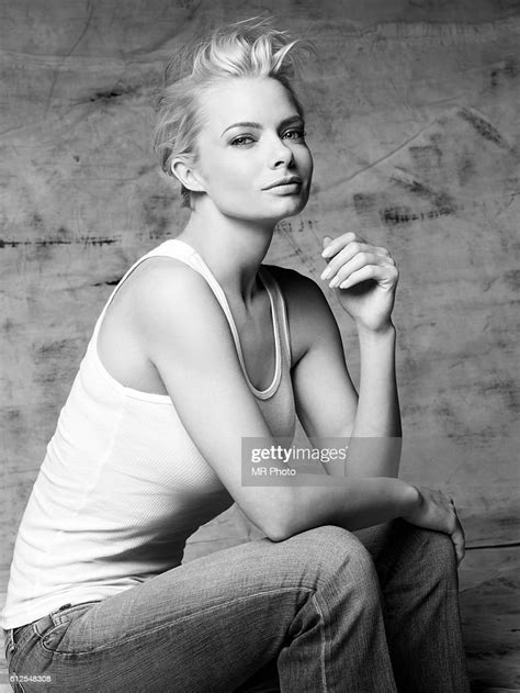 actress jaime pressly is photographed for redbook magazine in 2009