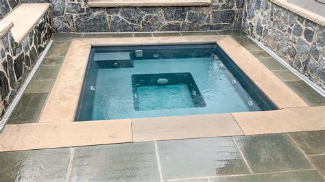 mystique square spa fiberglass hot tub imagine pools