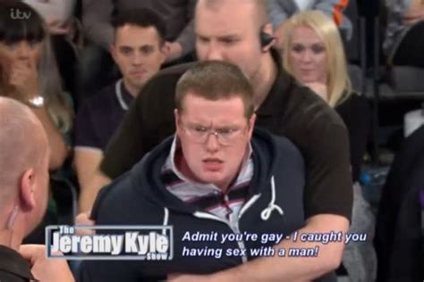 jeremy kyle guest brings up host s failed marriage in awkward stand off what s going on with