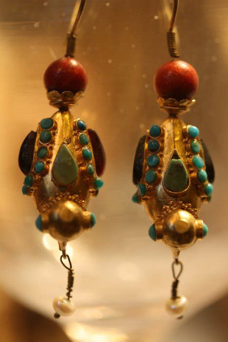 antieke gouden oorbellen india  kt vogel rond  catawiki