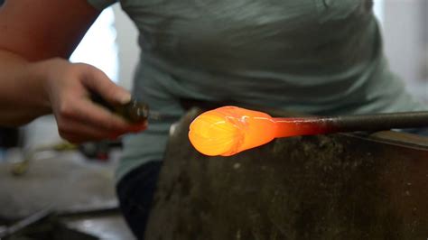 Video Glass Blowing For Beginners And Artists Youtube