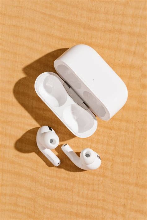 Apple Airpods Pro Review The ‘hearable At Its Best The New York Times