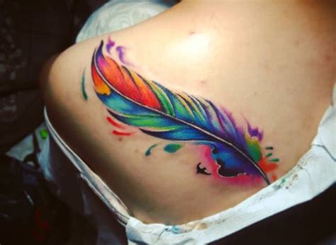 30 Incredible Feather Tattoo Designs For Women