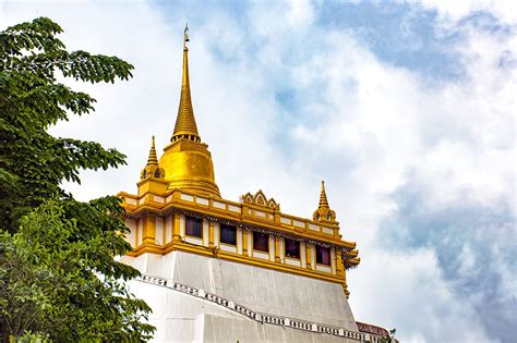 wat saket  bangkok temple   golden mount  guides