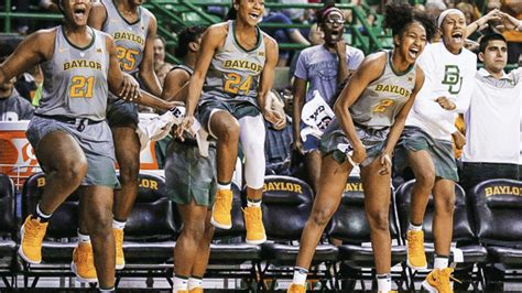 women s basketball rankings baylor stays on top oregon