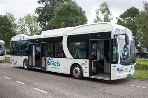 elektrische bussen en nieuwe routes door zwolle zuid hoe bevalt het zwollezuidnieuws