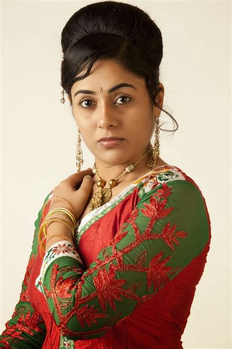 Lakshmi Menon Telugu Tamil Movie Actress Images Pictures