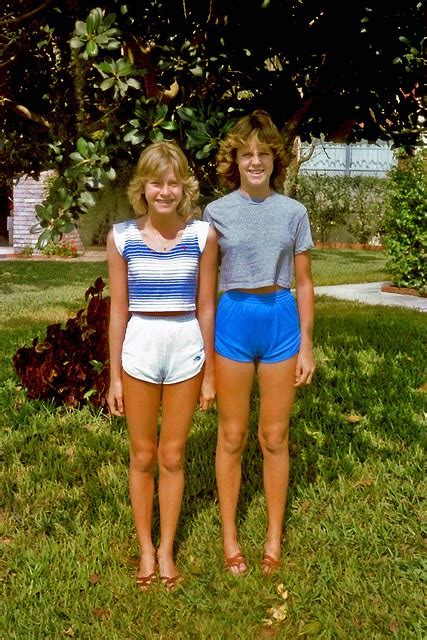 vintage everyday pictures of teenagers of the 1980s