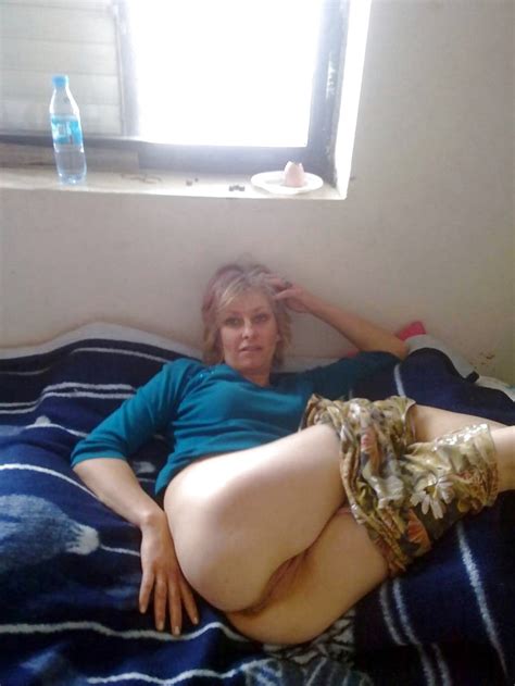 pictures of spicy mature pussies which one is my mom stolen picture