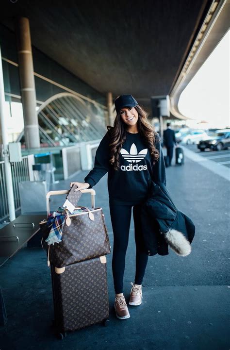 easy ways   chic   airport fashion
