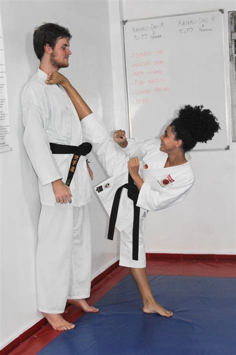 Pin By Erkan On Face Kick Karate Girl Martial Arts Women Female