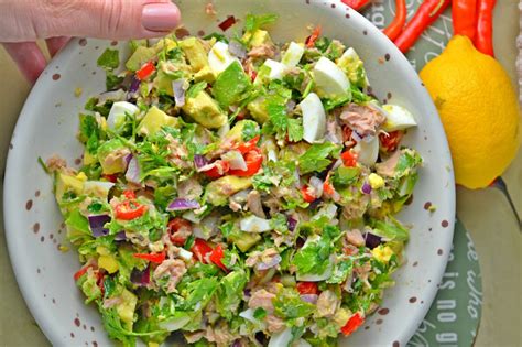 Spicy Tuna Avocado Salad — Tasty Food For Busy Mums — Quick And Easy