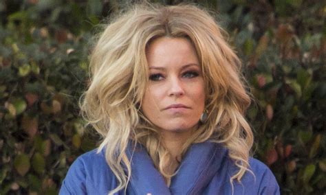 elizabeth banks looks seriously bushy haired as she films scenes for latest movie walk of shame