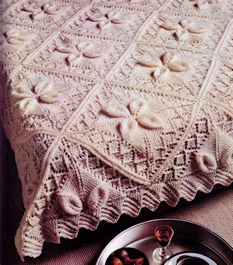 vintage  flower pattern cable bedspread blanket knitted retro