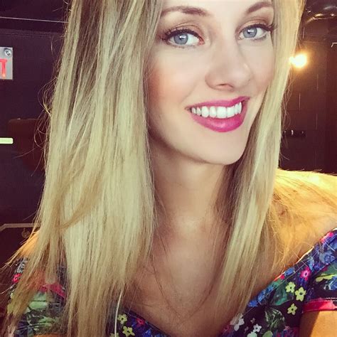 nicole arbour sexy pictures 56 pics sexy youtubers