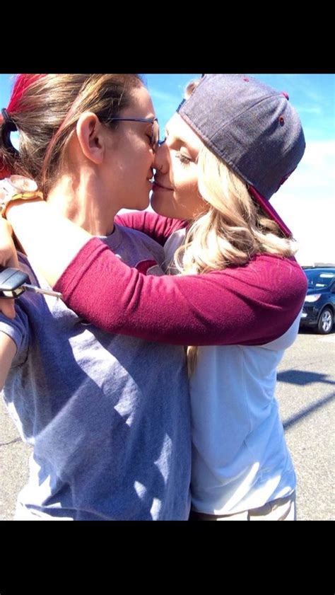 cute couple tumblr lesbian lesbians kissing lesbian women
