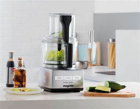 compact system  xl food processor  year guarantee