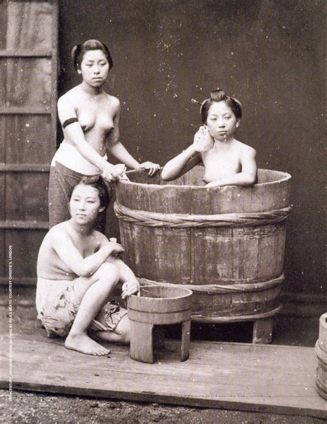 japanese bath houses girls