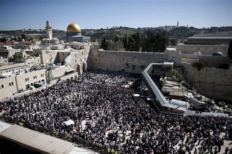 passover issue israelam