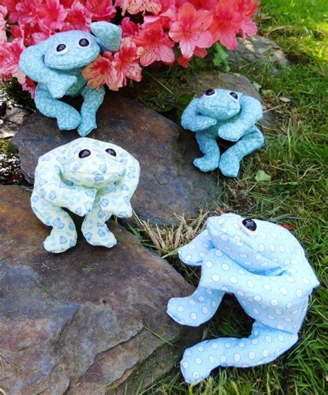 bean bag frogs includes link  frog template bean bag