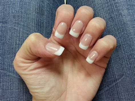 classic french manicure     style
