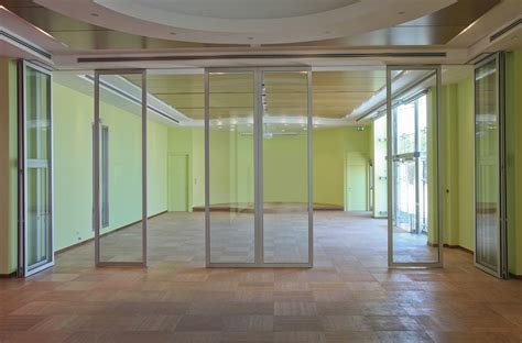 Glass Movable Sound Proof Partition Walls Pmiv Glass By Anaunia
